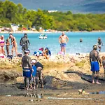 Near In Malinska-insel Krk 51543 דירה *