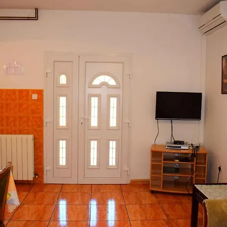 Apartment Near In Malinska-insel Krk 51543 Malinska