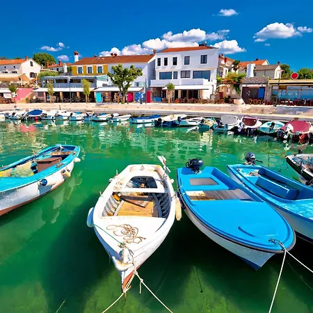Near In Malinska-insel Krk 51543 Apartman *